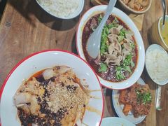 -朱大嘴肥肠血旺(福字街店)