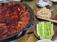 -黄潇洒老火锅(九眼桥宏济巷店)