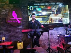-喜鹊音乐酒馆(西街店)