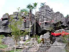 -梭布垭石林景区