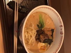玄面-赵记玄面(市府恒隆广场店)