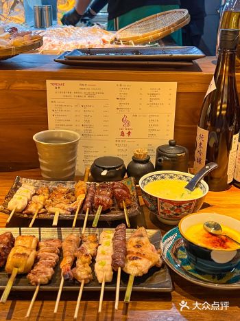 他除了喜欢去半藏，再就是这里了，三天两头就想着去吃一顿