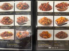 -BHC炸鸡(明洞总店)