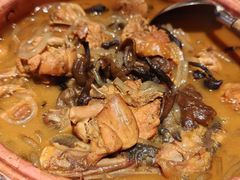 东北小鸡炖蘑菇-关东小磨东北菜(漕河泾印象城店)
