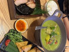 -椰莱泰小谷·东南亚融合菜(坪山悦阾SPACE店)
