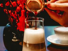 黑松露拿铁-璞瑄酒店大堂吧