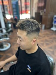 -贝勒爷专业男发