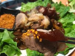 -肥肥虾庄·金牌油焖大虾(杨园滨江时代walk店)