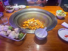 -山河屯铁锅炖(哈西站店)