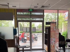 大堂-麦当劳(欢乐谷店)