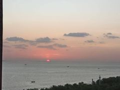 -三亚湾海居铂尔曼度假酒店