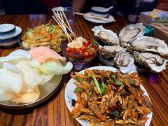 -蚝堡海鲜·威海菜·海肠捞饭·烧烤·亚洲吃蚝公司(幸福门店)