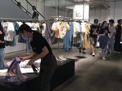 -URBAN REVIVO(深圳华润万象天地店)