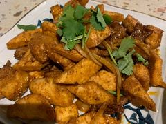 馕丁炒烤肉-疆Jiang·新疆秘制料理