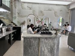 -苏奇发型·烫发染发