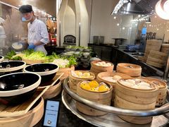 -亚龙湾希尔顿自助餐厅·海鲜·烧烤·沙滩BBQ·现场乐队