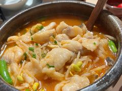 贵州酸汤鱼-山石榴·贵州菜(丰盛里店)