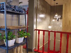 -HIGH FIVE哈福手工汉堡(桂林路店)