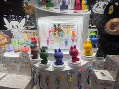 -泡泡玛特POPMART(上海环贸iapm商场店)