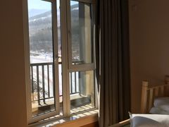 -中旅松花湖滑雪场