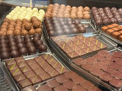 -Laderach 莱德拉(上海环贸iapm店)