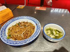 特色鸡蛋肉丝炒米粉-赣南粉局·江西小炒·锅气炒粉(巴黎春天店)