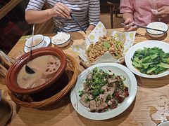 -董厨煨汤馆(车站路店)