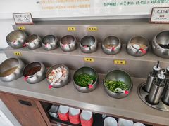 -毛辣果·贵州红酸汤牛肉火锅(西单店)