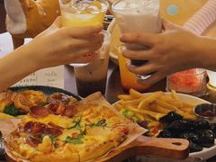 -mordew加州日记西餐&小酒馆(新天地店)