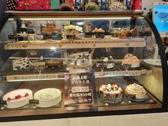 面包甜点陈列柜-DQ·蛋糕·冰淇淋(苏州中心店)