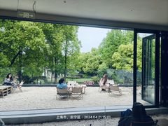 -J Create城市露营咖啡·简餐·宠物(上海动物园店)