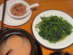 -莲餐厅·湖北菜·潜江小龙虾店(愚园路店)