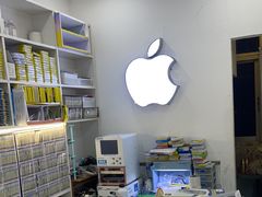 -修卜凡二手严选店·手机维修·回收租赁(川沙地铁站店)
