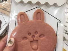 -LINE FRIENDS Garosu-gil Flagship Store