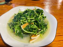香干马兰头-75幢私房菜馆