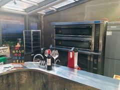 -HIGH FIVE哈福手工汉堡(桂林路店)