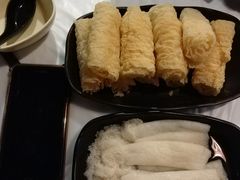 -鲜入围煮花胶鸡海鲜火锅