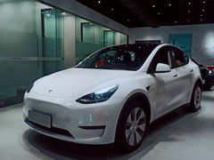-TESLA 特斯拉(北京颐堤港体验店)