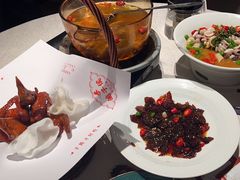 -鸽子侯·家宴·平价海鲜(绿地店)