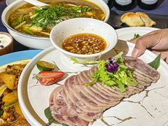-伊带伊路新疆美食府(呼家楼店)