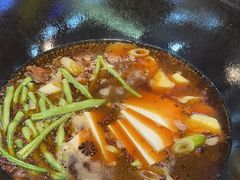 -哈尔滨烧烤·山河村铁锅炖(交大店)