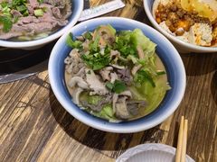 -冯烫烫跷脚牛肉·川菜小馆(武胜西街店)