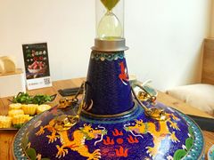 -毛辣果·贵州红酸汤牛肉火锅(西单店)
