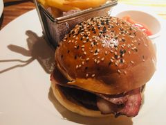 招牌牛肉汉堡-Judy's  spot