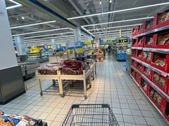 -沃尔玛(前山店)