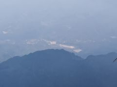 -峨眉山报国寺