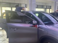 -能手汽车隔热膜旗舰店·3M贴膜体验中心