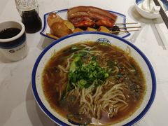 2元饮料-傻根大肉面(三美店)