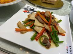 -新粤新疆菜清真餐厅(拱北店)