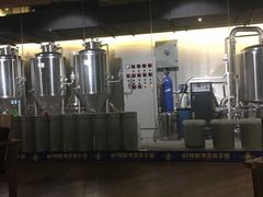 -40+精酿啤酒俱乐部(国投财富广场店)